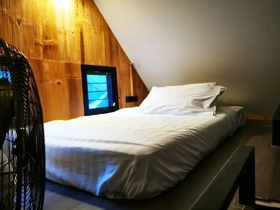 Family Kır Evi, Sigara İçilmez, Nehir Manzaralı