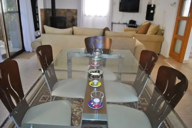 Villa, 3 Yatak Odası, Kişiye Özel Havuzlu