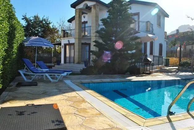 Villa, 3 Yatak Odası, Kişiye Özel Havuzlu