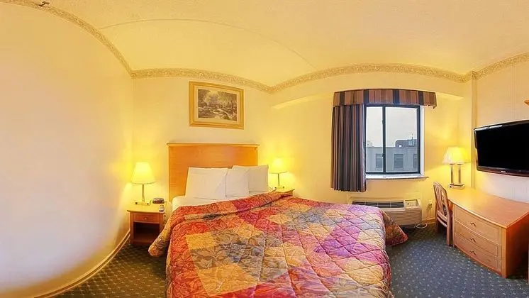 1 Çift ​​kişilik Yatak Queen Size Bed