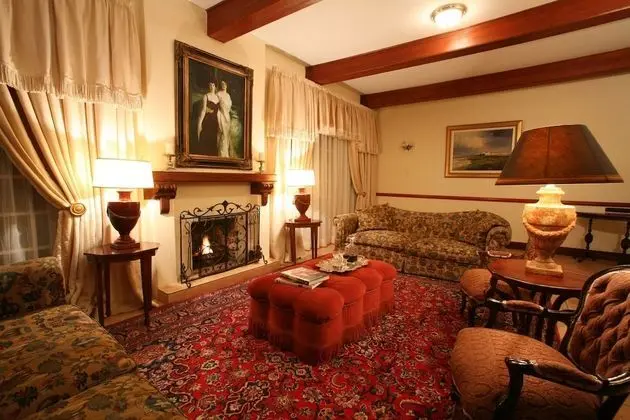 Royal Tek Büyük Yataklı Oda
