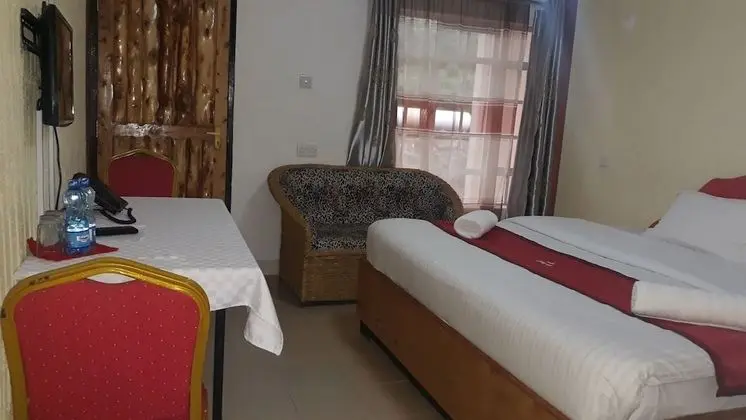 Standard Tek Büyük veya İki Ayrı Yataklı Oda