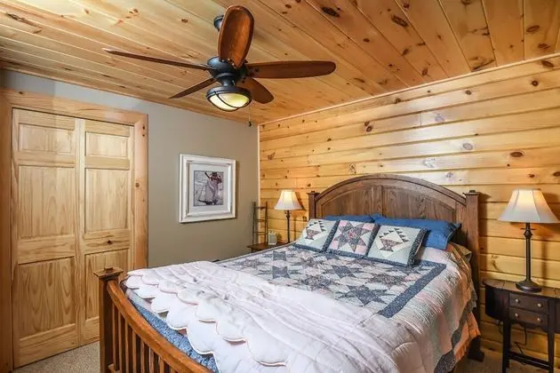 Ev, Birden Çok Yatak, Şömine