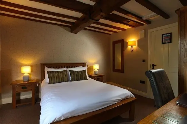 Tek Büyük Yataklı Oda, Banyolu/Duşlu