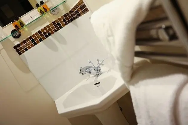 Tek Kişilik Oda, Banyolu/Duşlu