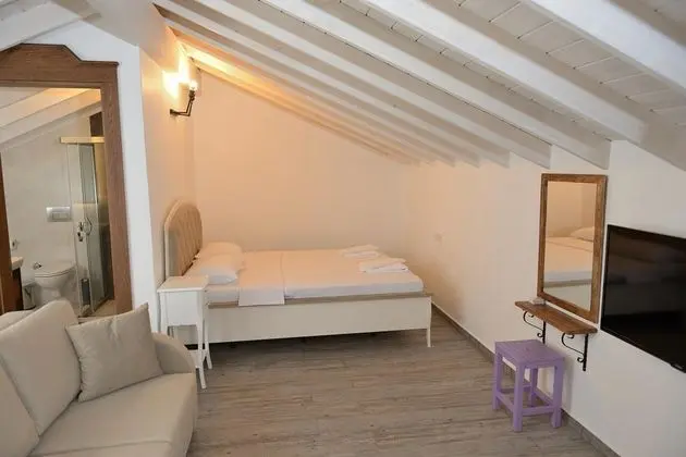 Deluxe Oda Balkonlu