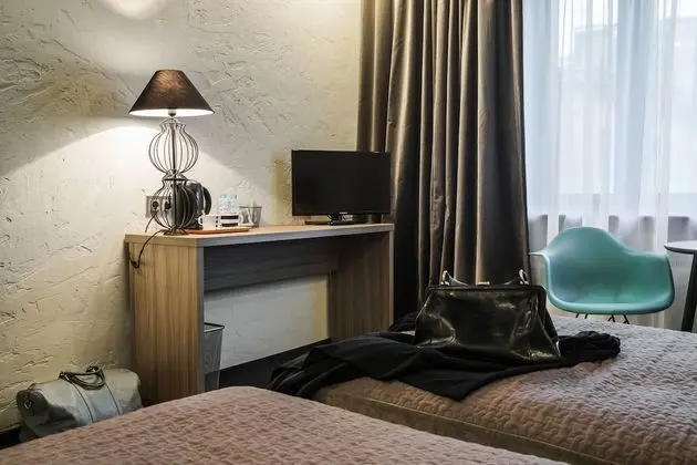 Tek Büyük veya İki Ayrı Yataklı Oda