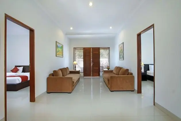 Villa, 3 Yatak Odası, Havuz Manzaralı