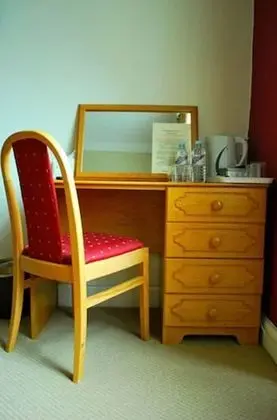 Standard Tek Büyük Yataklı Oda