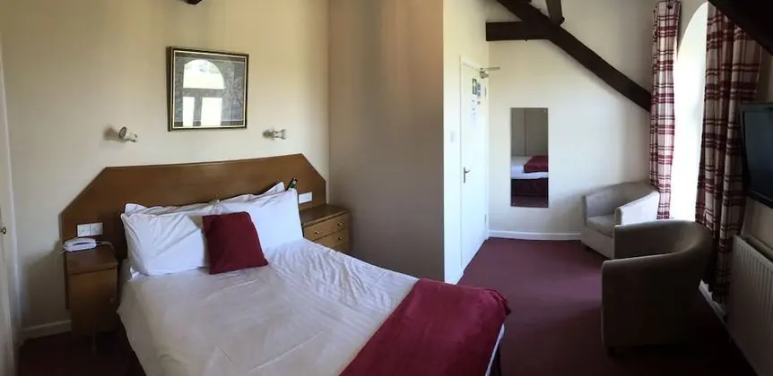 Tek Büyük Yataklı Oda (with Shower - Pet Friendly)