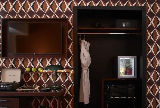 Deluxe King or Twin Room with Balcony