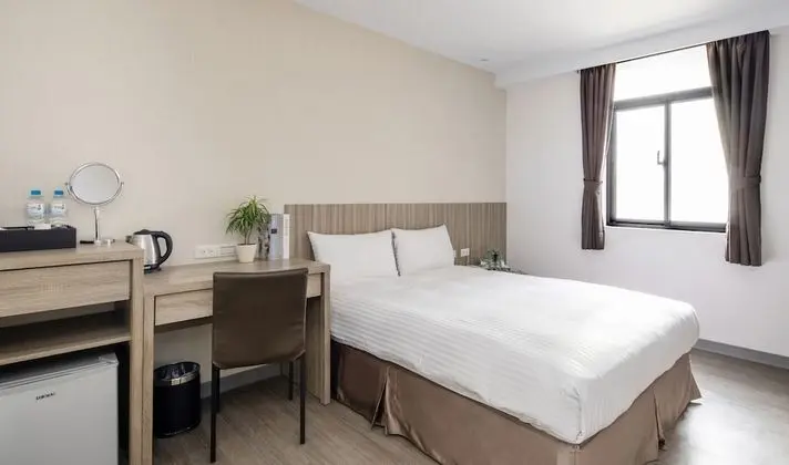 Deluxe Tek Büyük Yataklı Oda