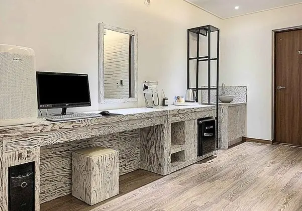 Premium Tek Büyük Yataklı Oda