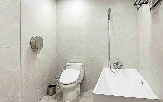 Premium Tek Büyük Yataklı Oda