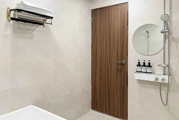 Premium Tek Büyük Yataklı Oda