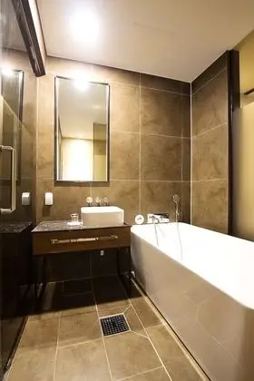 Deluxe Tek Büyük Yataklı Oda, 1 En Büyük (King) Boy Yatak, Sigara İçilmez (with SPA)