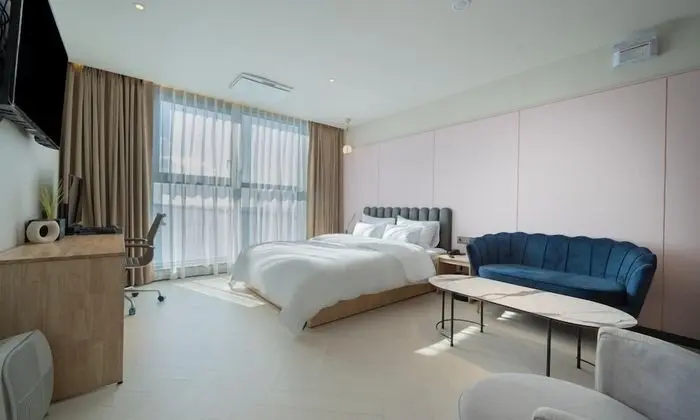 Deluxe Tek Büyük Yataklı Oda