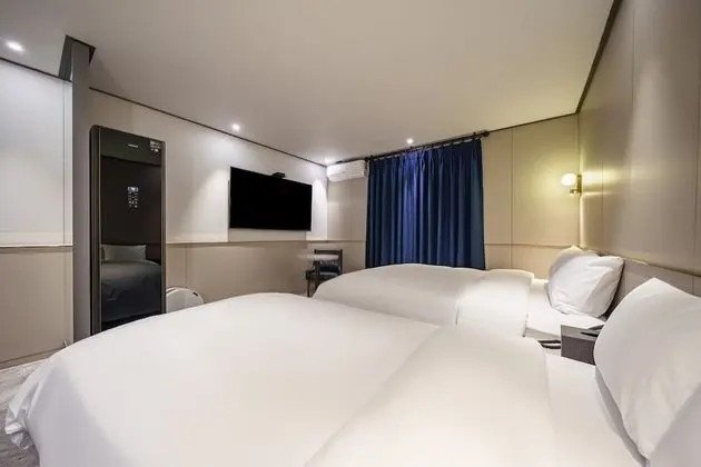 Standard Twin Room, 2 Beds (Styler)