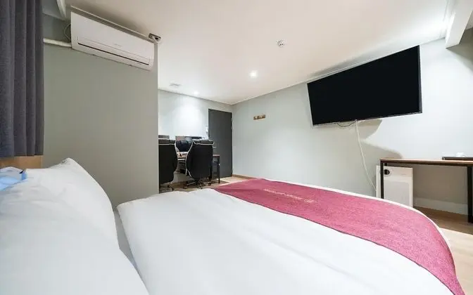 Oda (VIP room - 2PC (CPU I5-9400 / RTX2060)