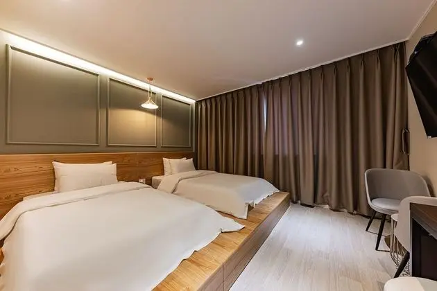 İki Ayrı Yataklı Oda