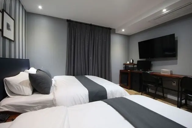 İki Ayrı Yataklı Oda