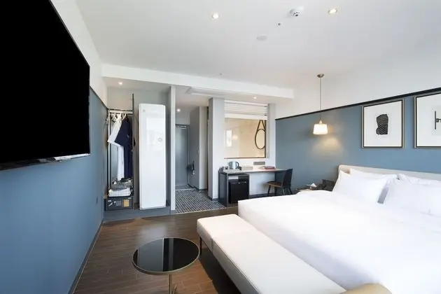 Deluxe Tek Büyük Yataklı Oda