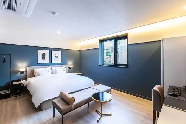 Deluxe Tek Büyük Yataklı Oda