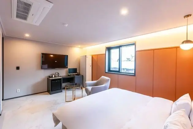 Deluxe Tek Büyük Yataklı Oda