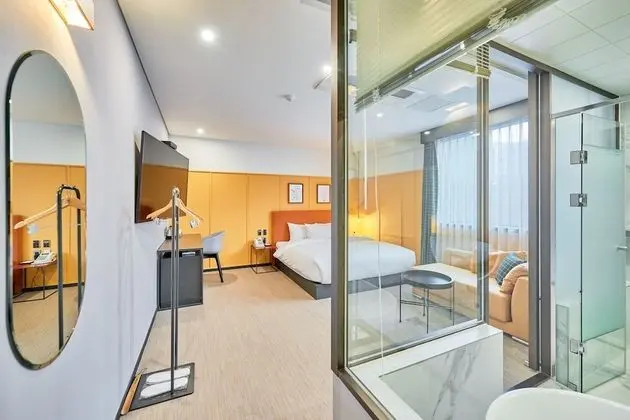 Deluxe Tek Büyük Yataklı Oda, Kısmi Deniz Manzarası