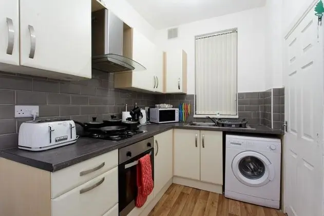 Ev, Banyolu/Duşlu (2 bedroom House - Sleep 5)