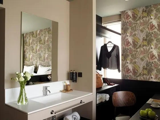 Urban King room with City View