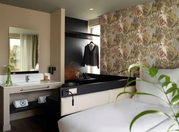 Urban King room with City View