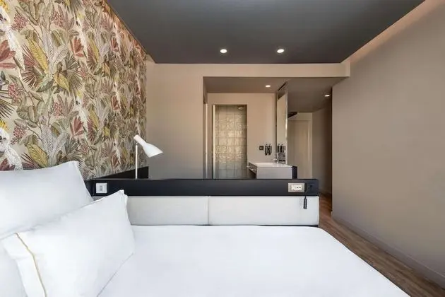 Urban King room with City View