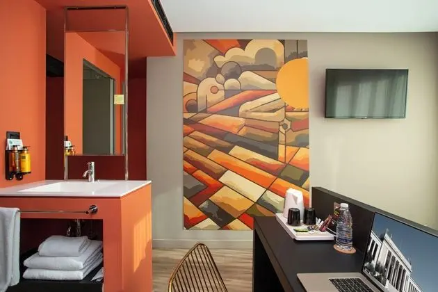 Urban King room with City View