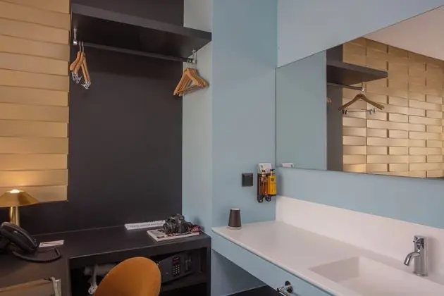 Urban King room with City View
