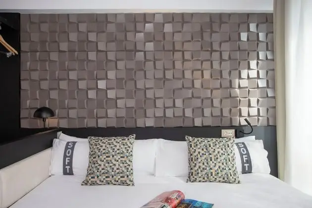 Urban King room with City View