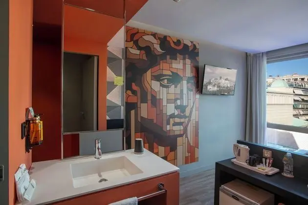 Urban King room with City View
