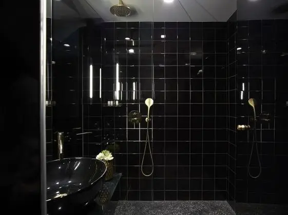 Tek Büyük veya İki Ayrı Yataklı Oda (Cosy)