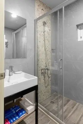 Comfort Üç Kişilik Oda, Birden Çok Yatak, Sigara İçilmez