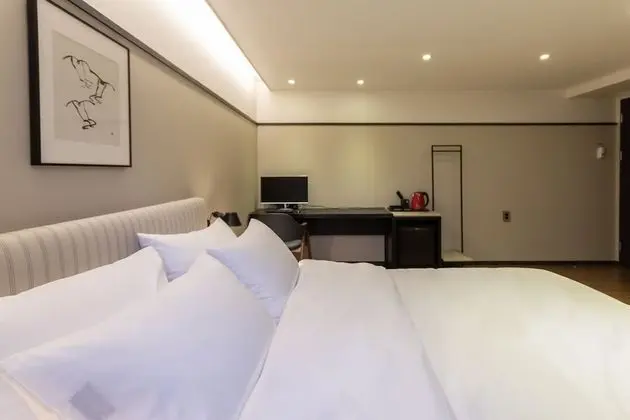 Deluxe Tek Büyük Yataklı Oda