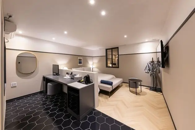 Deluxe Tek Büyük Yataklı Oda