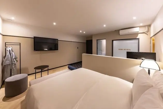 Deluxe Tek Büyük Yataklı Oda