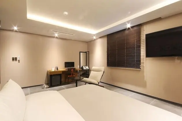 Deluxe Tek Büyük Yataklı Oda