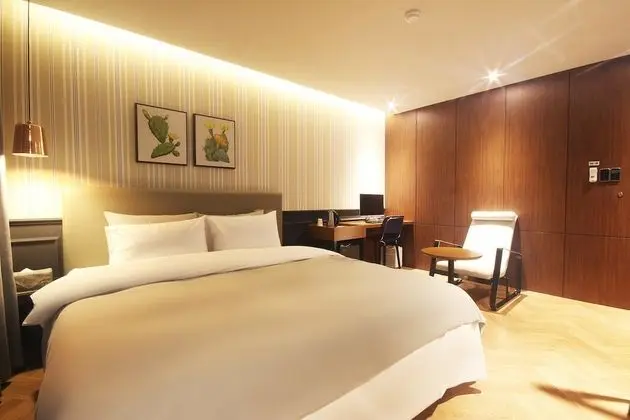 Deluxe Tek Büyük Yataklı Oda, Teras