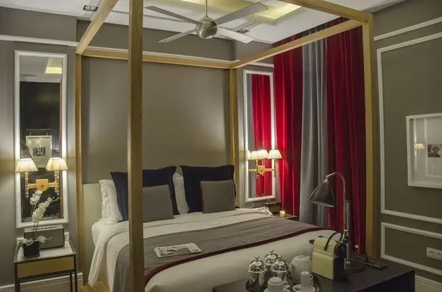 Superior Tek Büyük Yataklı Oda