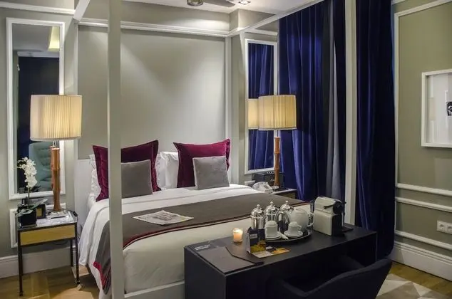 Superior Tek Büyük Yataklı Oda