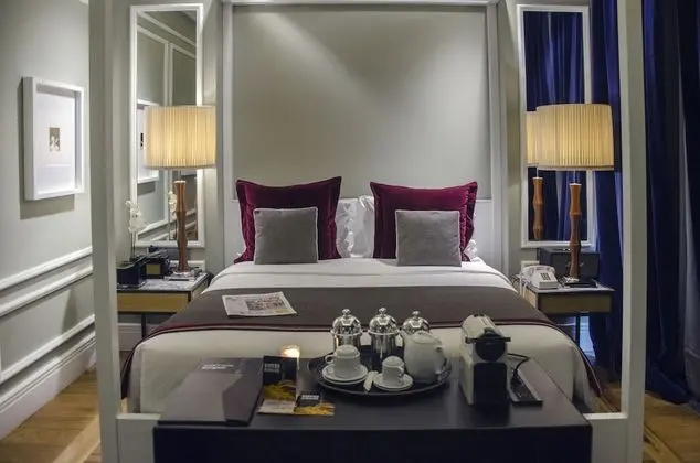 Superior Tek Büyük Yataklı Oda