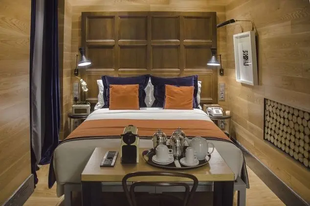 Tek Büyük Yataklı Oda