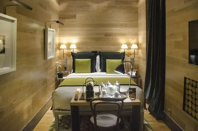 Tek Büyük Yataklı Oda