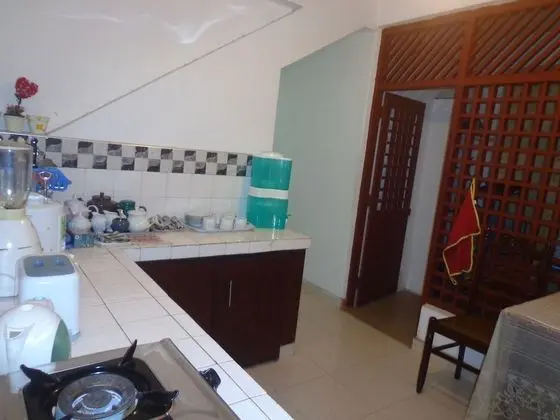 Deluxe Tek Büyük Yataklı Oda, Balkon, Bahçe Manzaralı